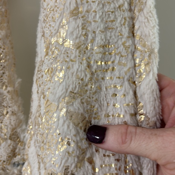 Single loop scarf - Picture 3 of 3